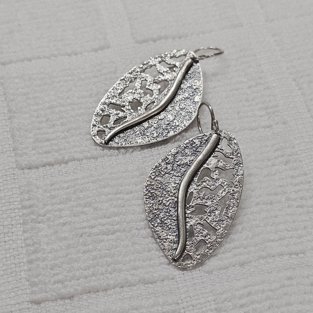 Silpada Silver Leaf Drop Earrings 925 Silver - Picture 4 of 13